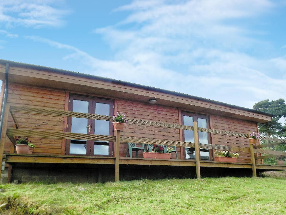 Ben Alder Lodge Milton of Campsie Екстериор снимка